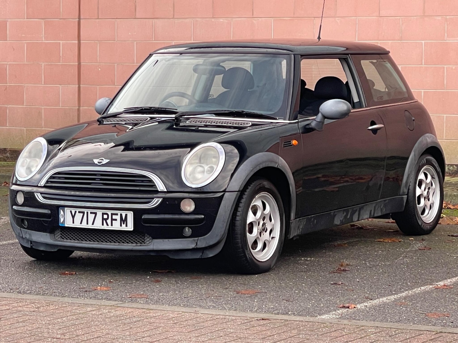 Used MINI Hatch 2001 for sale - 77892199: Photo 1