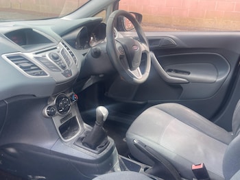 Used Ford Fiesta 2012 for sale - 79509323: Photo