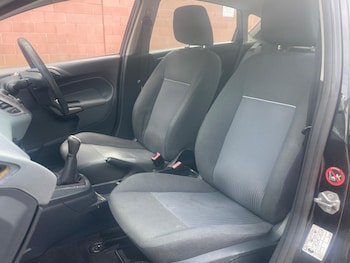 Used Ford Fiesta 2012 for sale - 79509323: Photo