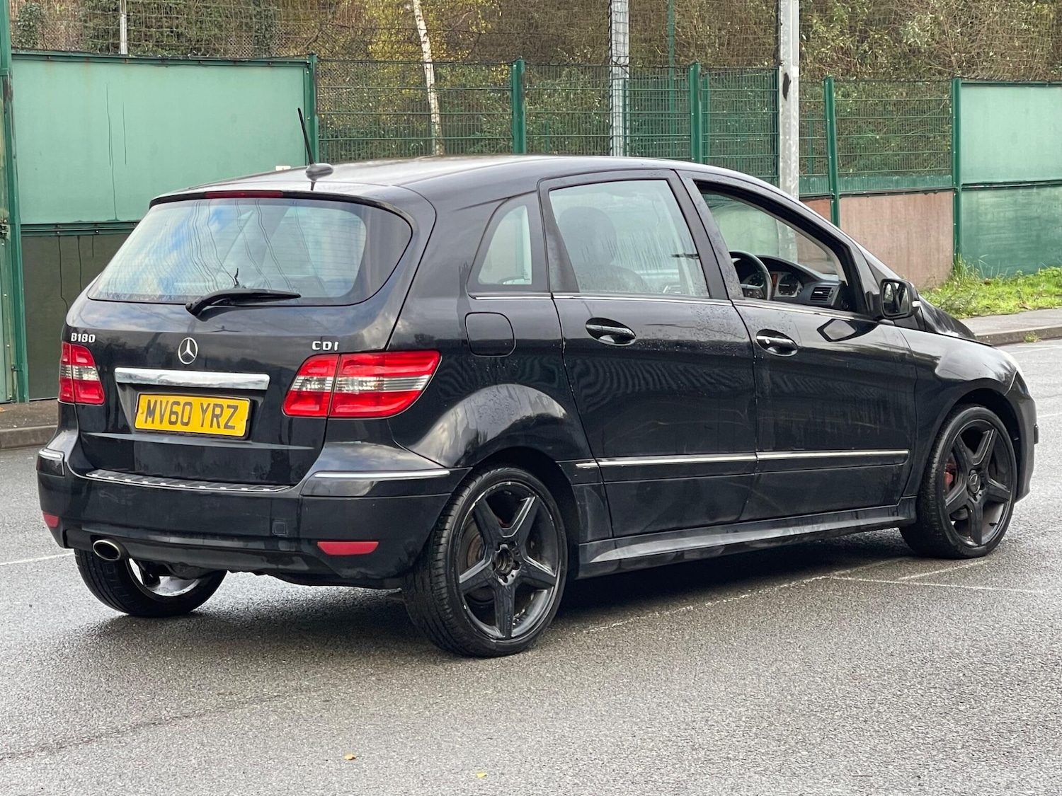 Used Mercedes-Benz B Class for sale - 77982711: Photo 2