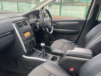 Used Mercedes-Benz B Class 2010 for sale - 77982711: Photo