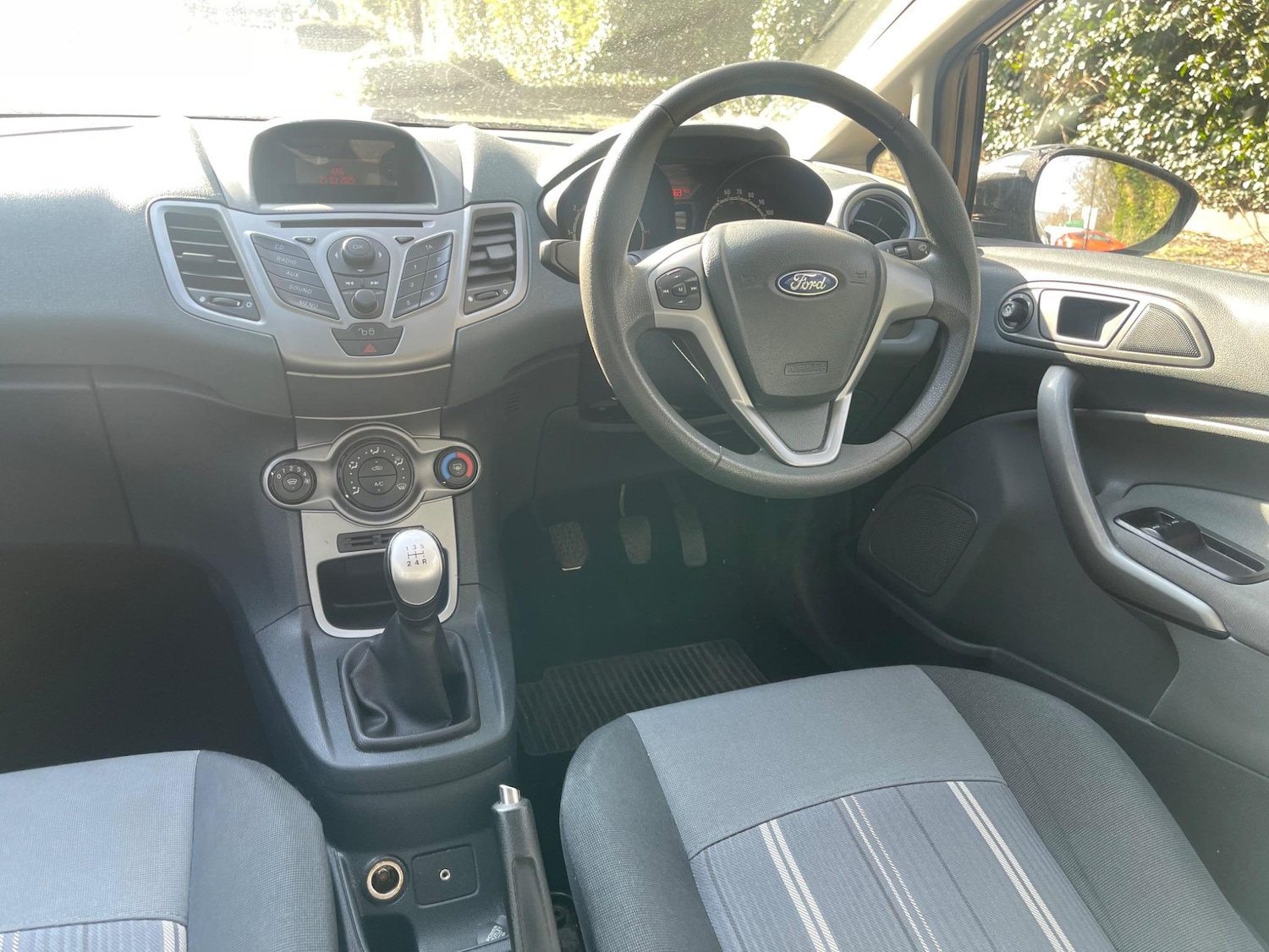 Used Ford Fiesta 2009 for sale - 77144128: Photo 18