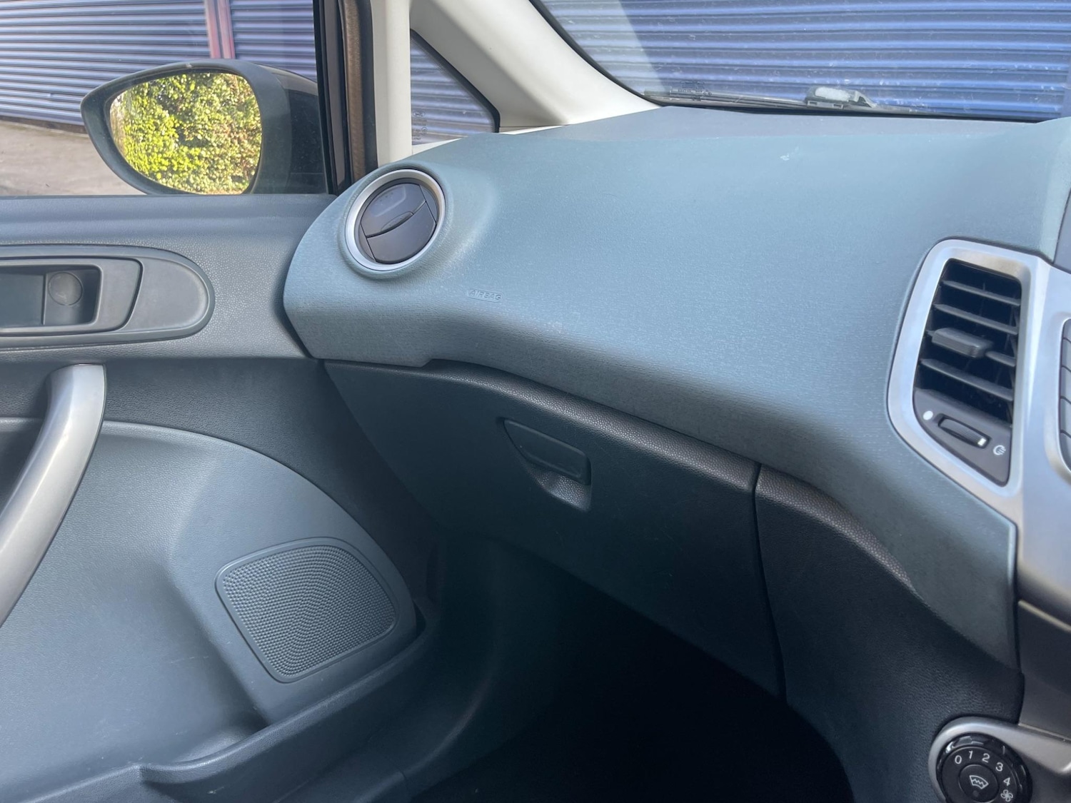 Used Ford Fiesta 2009 for sale - 77144128: Photo 27