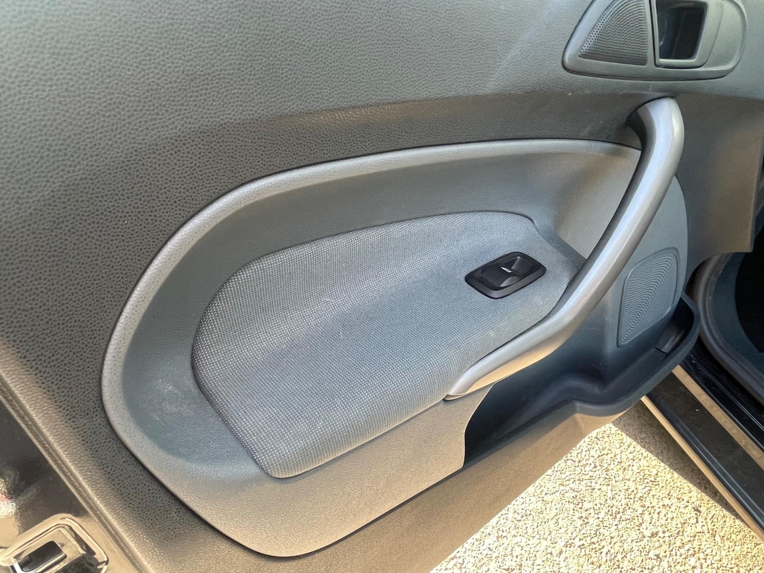 Used Ford Fiesta 2009 for sale - 77144128: Photo 31