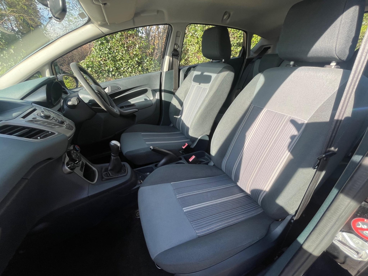 Used Ford Fiesta 2009 for sale - 77144128: Photo 6