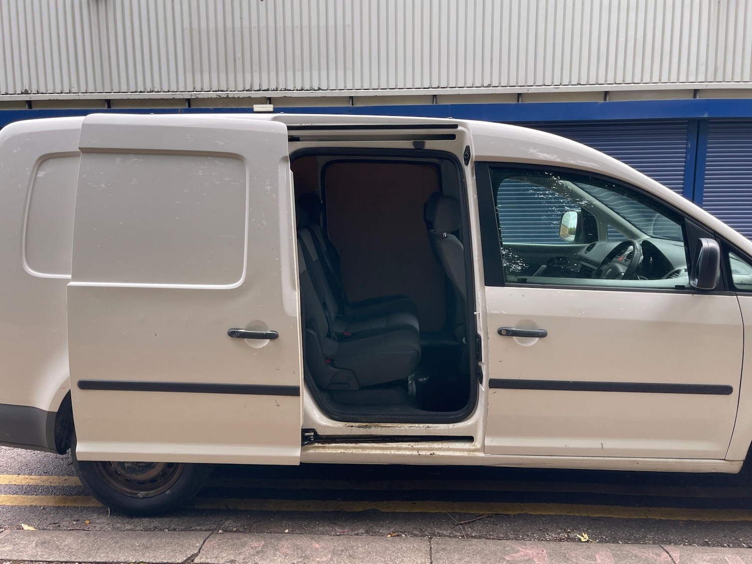 Used Volkswagen Caddy Maxi 2009 for sale - 77738765: Photo 22