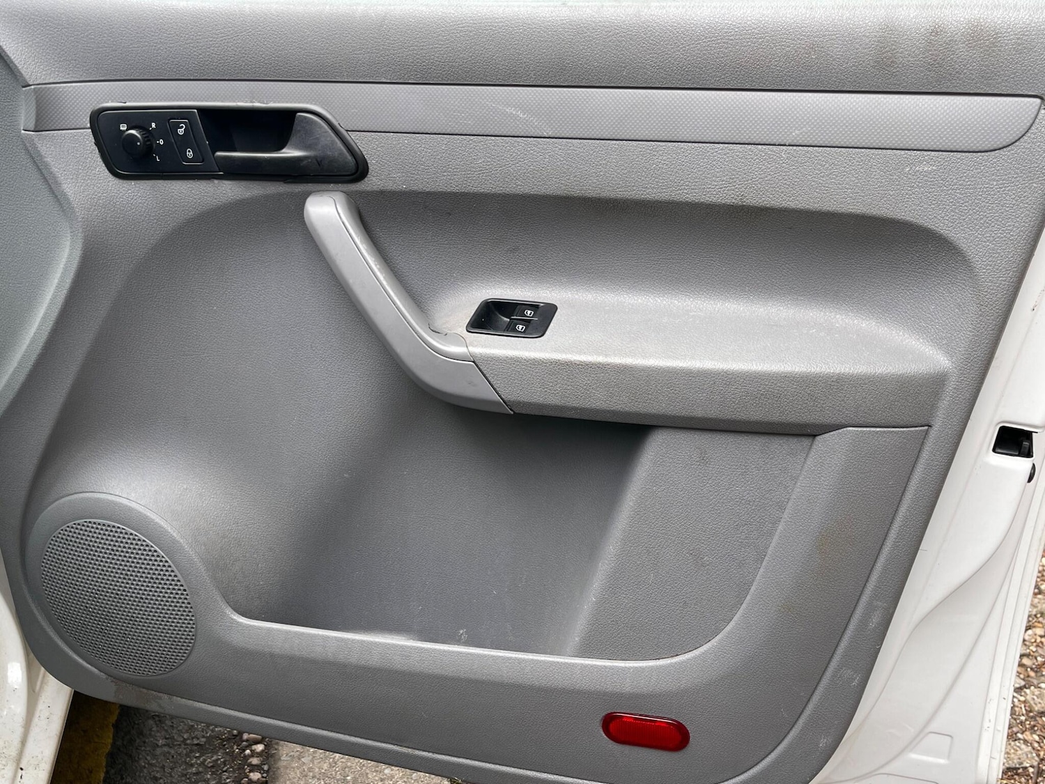 Used Volkswagen Caddy Maxi 2009 for sale - 77738765: Photo 29