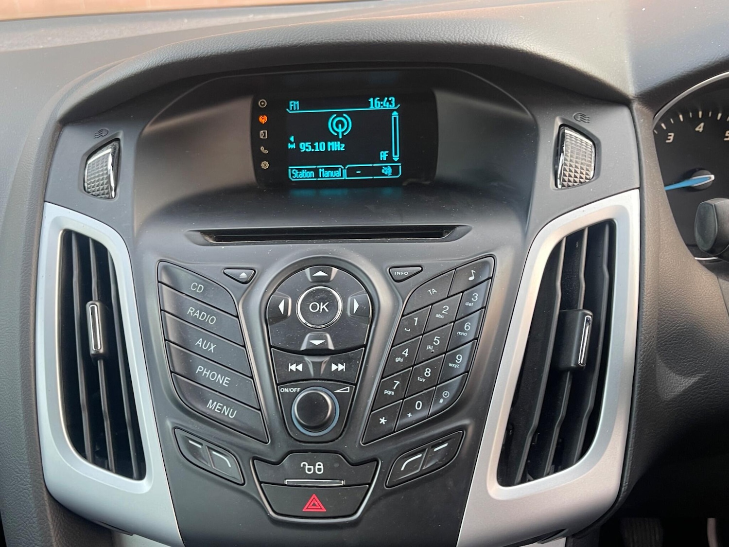 Used Ford Focus 2014 for sale - 77769606: Photo 13