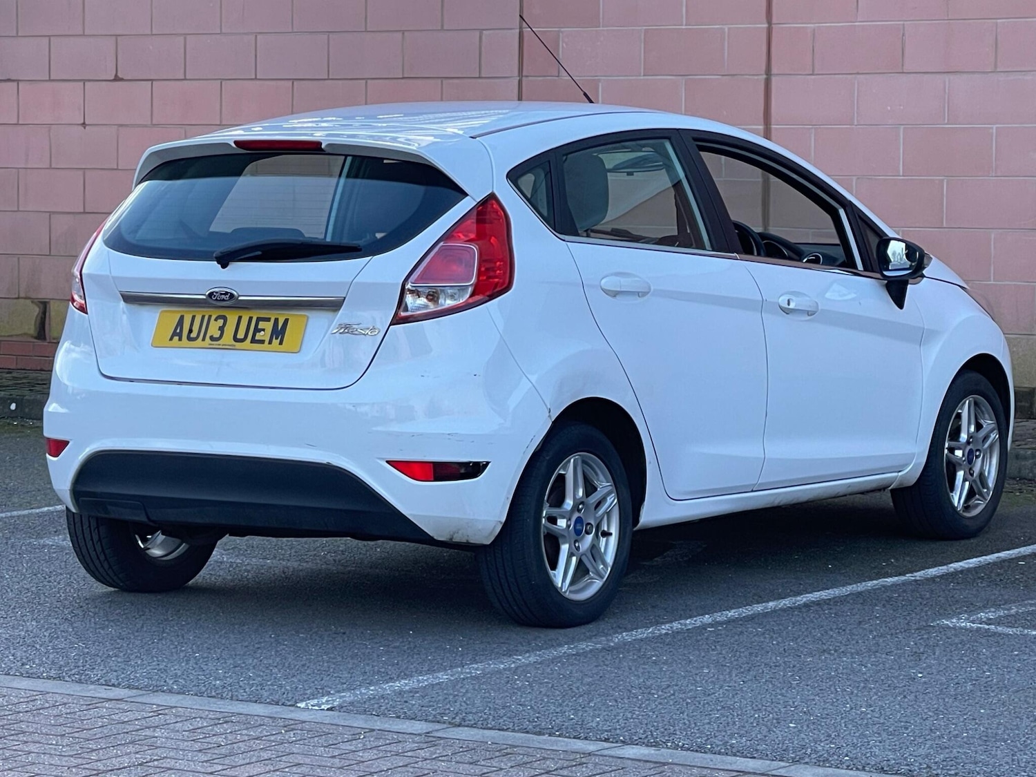 Used Ford Fiesta for sale - 77645677: Photo 2