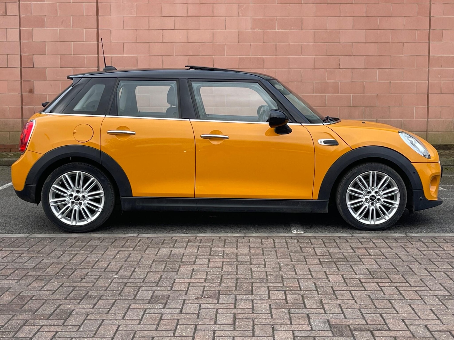 Used MINI Hatch 2016 for sale - 77377524: Photo 10