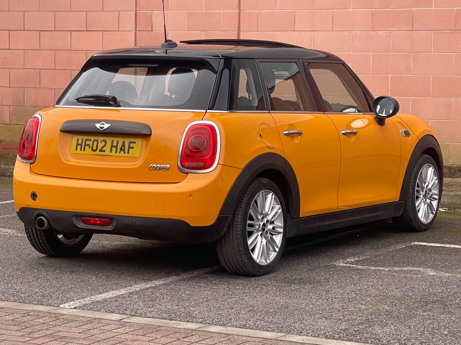 Used MINI Hatch 2016 for sale - 77377524: Photo 2