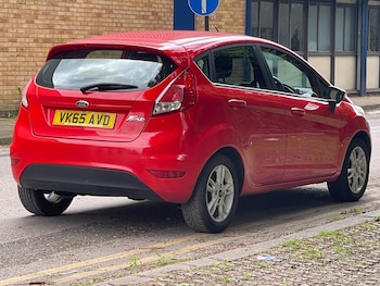 Used Ford Fiesta 2015 for sale - 79295989: Photo