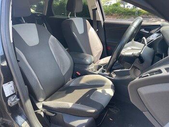 Used Ford Focus 2013 for sale - 78685055: Photo