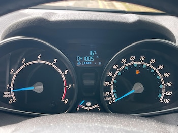 Used Ford Fiesta 2015 for sale - 78375155: Photo