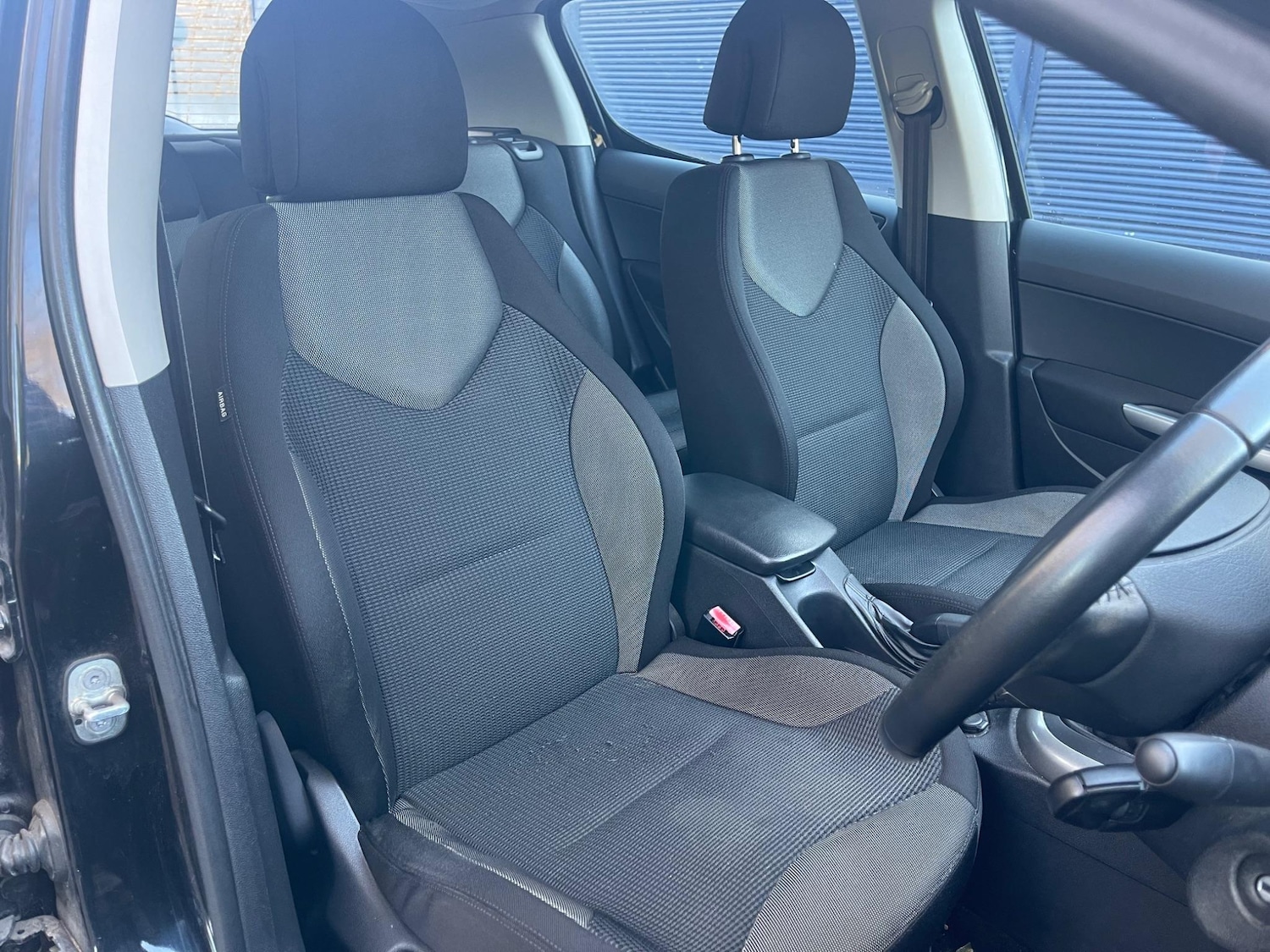 Used Peugeot 308 2009 for sale - 77144631: Photo 5