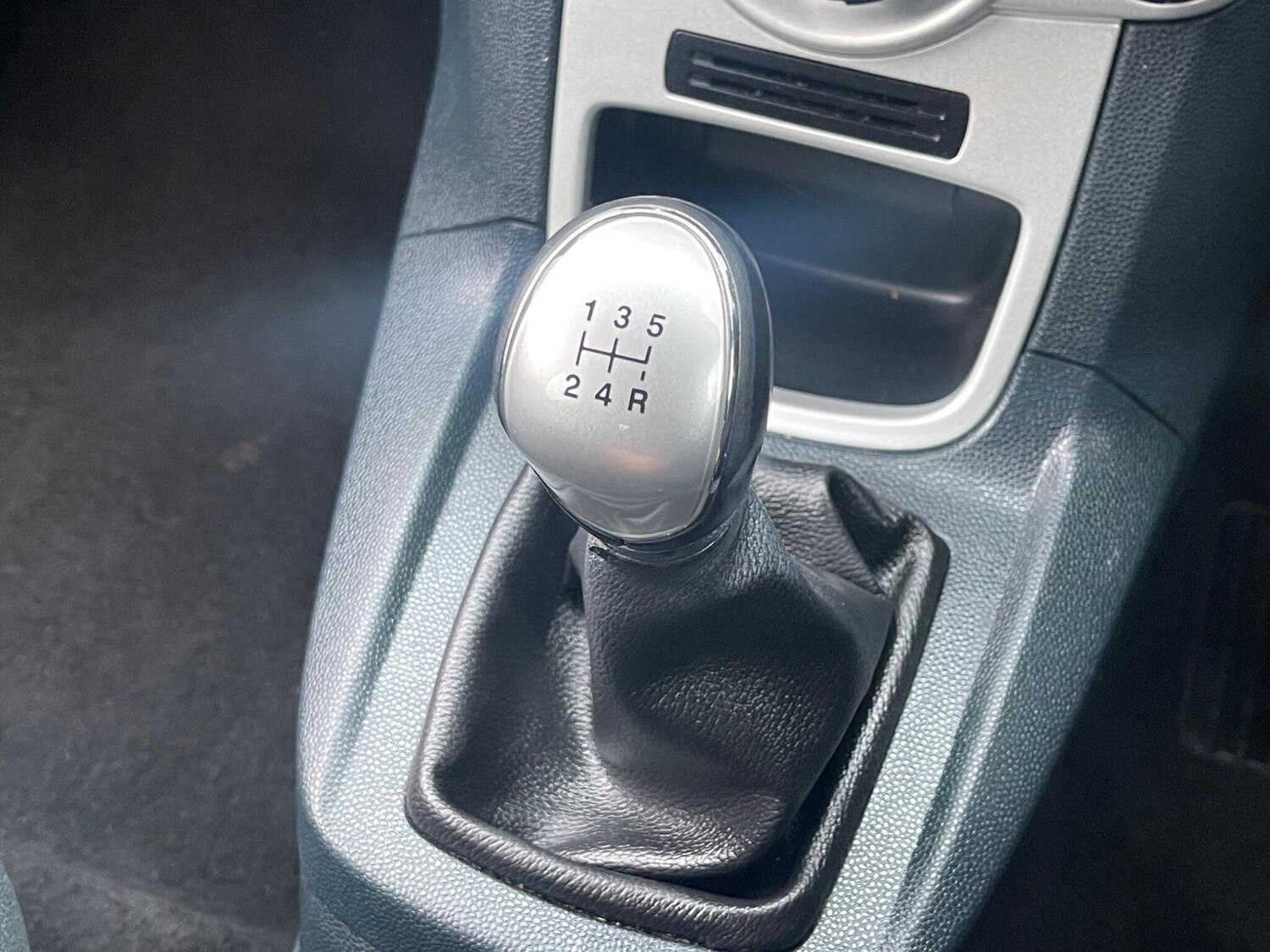 Used Ford Fiesta 2010 for sale - 77377526: Photo 17