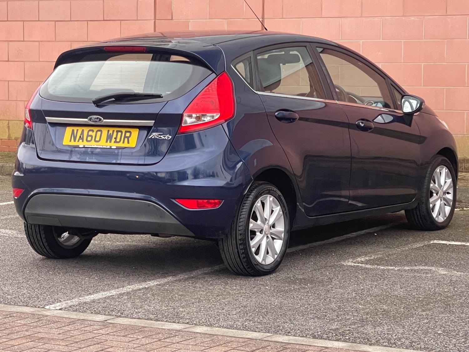 Used Ford Fiesta 2010 for sale - 77377526: Photo 2