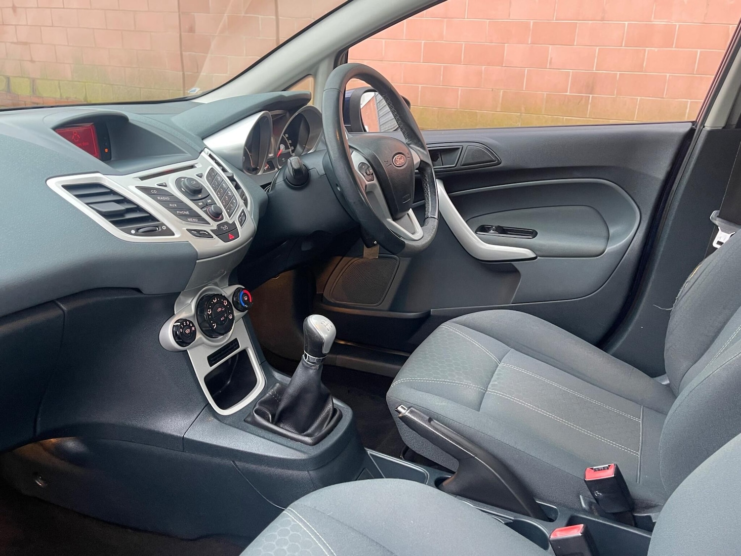 Used Ford Fiesta 2010 for sale - 77377526: Photo 3