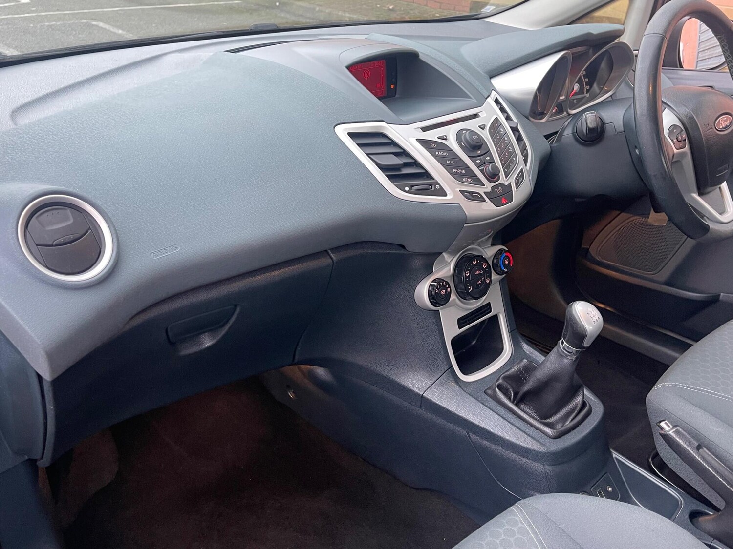 Used Ford Fiesta 2010 for sale - 77377526: Photo 30