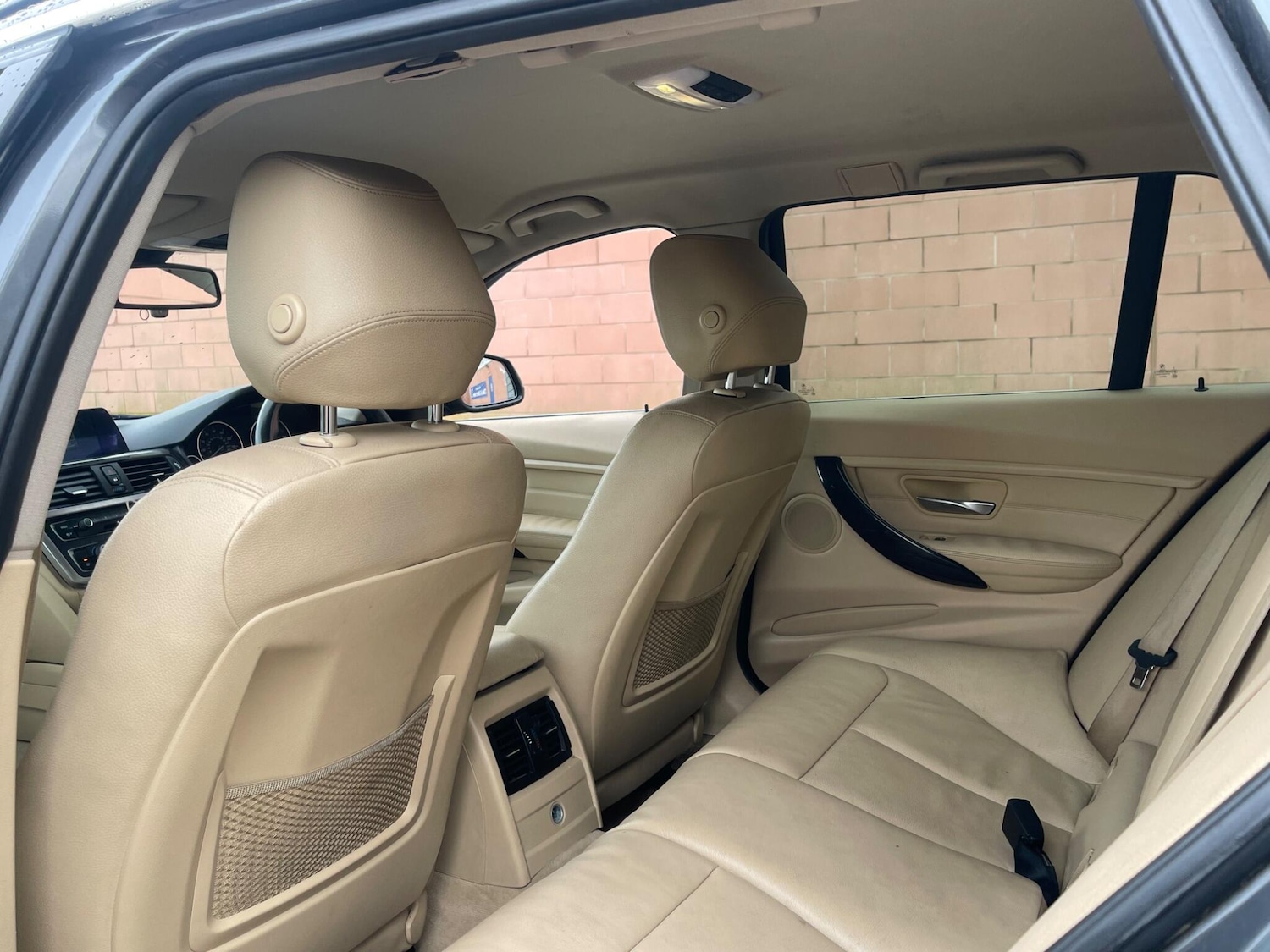 Used BMW 3 Series 2014 for sale - 77575383: Photo 12