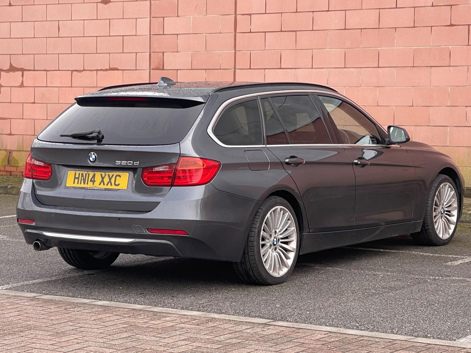 Used BMW 3 Series 2014 for sale - 77575383: Photo 2
