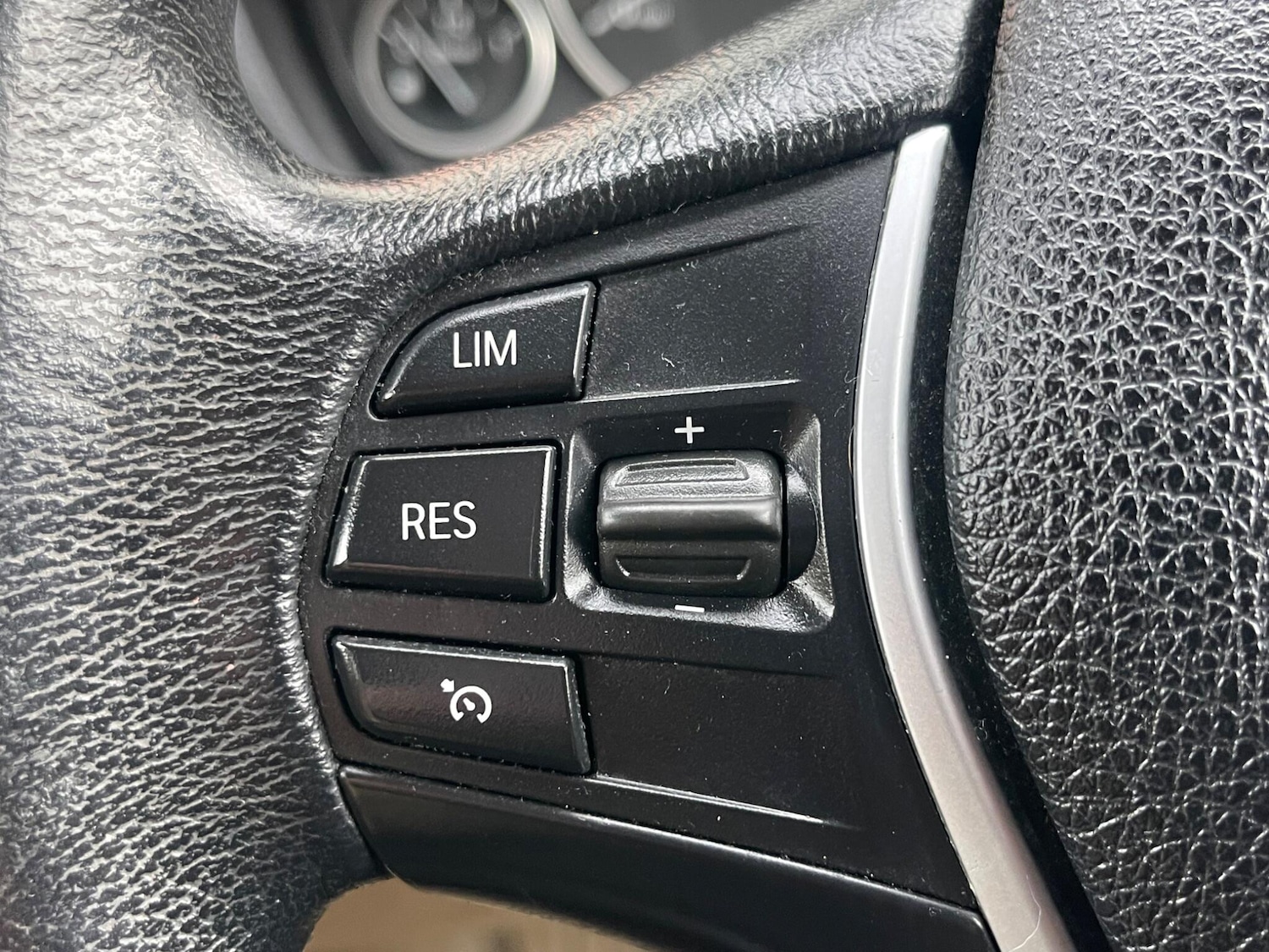 Used BMW 3 Series 2014 for sale - 77575383: Photo 21