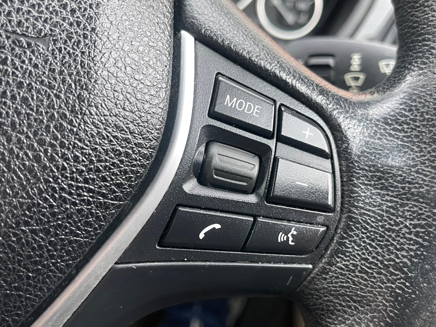 Used BMW 3 Series 2014 for sale - 77575383: Photo 22