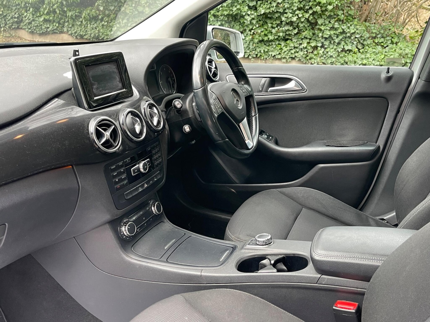 Used Mercedes-Benz B Class 2014 for sale - 77839902: Photo 23