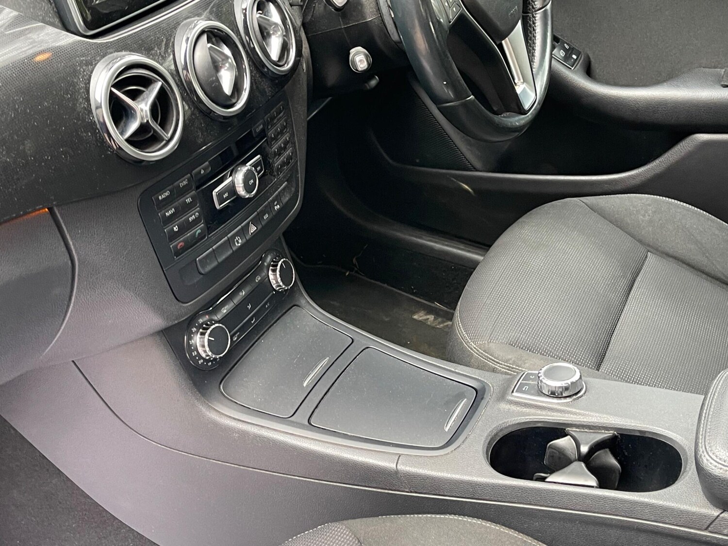 Used Mercedes-Benz B Class 2014 for sale - 77839902: Photo 28