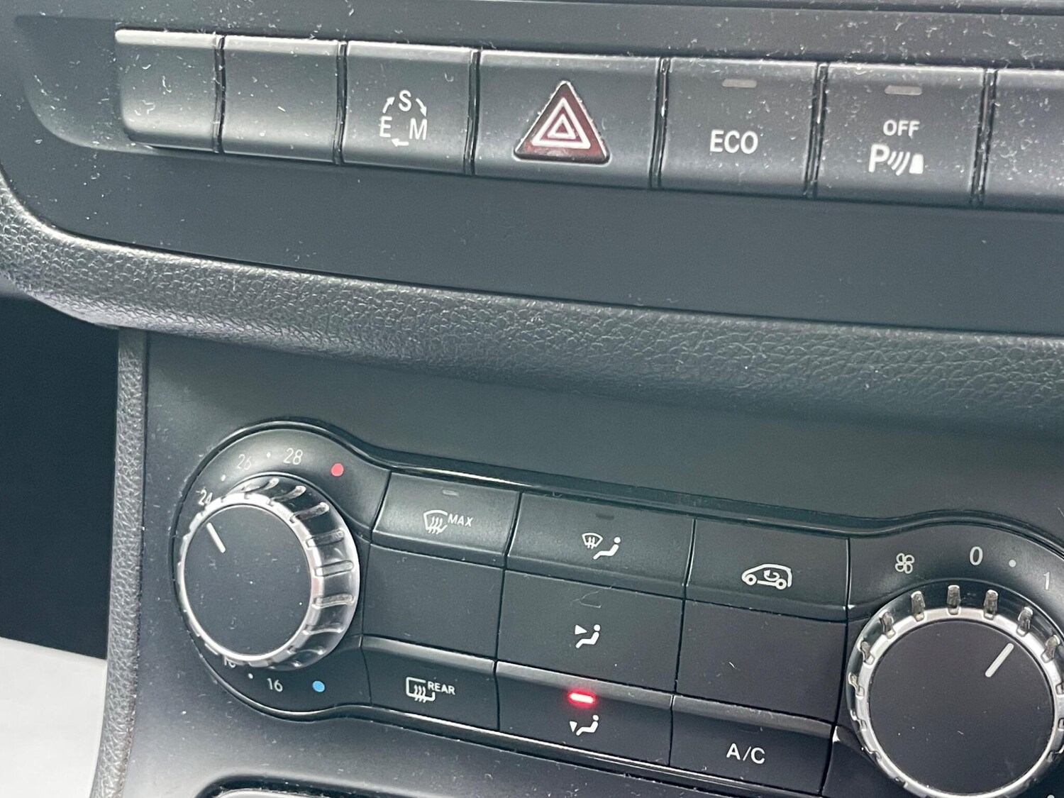 Used Mercedes-Benz B Class 2014 for sale - 77839902: Photo 39