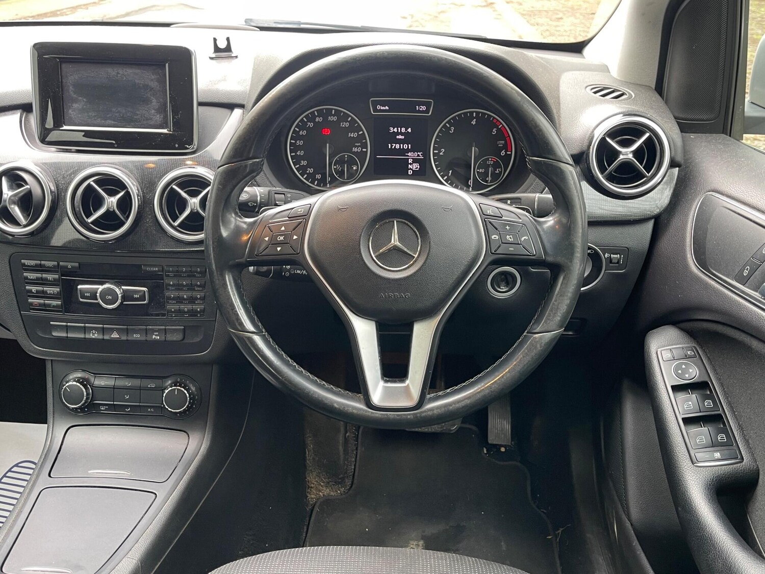 Used Mercedes-Benz B Class 2014 for sale - 77839902: Photo 53