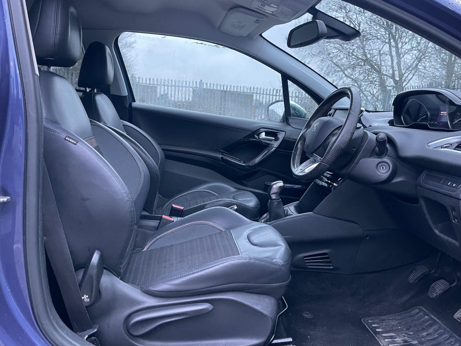 Used Peugeot 208 2013 for sale - 77549486: Photo 16