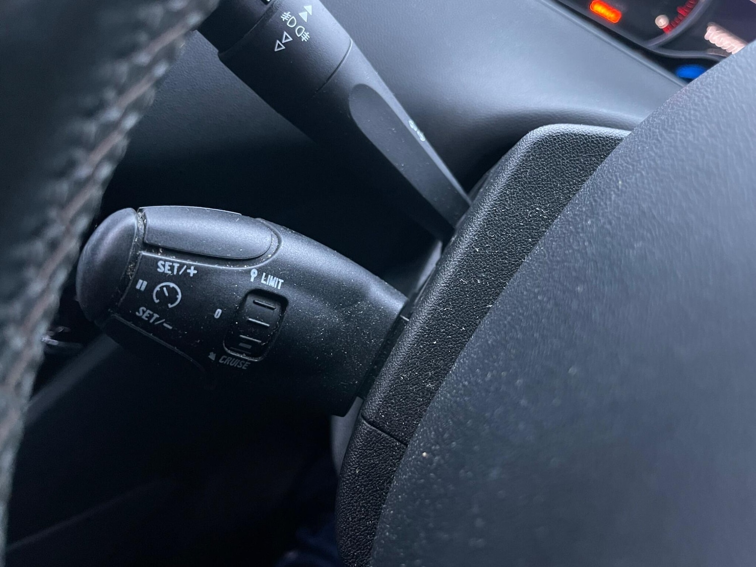 Used Peugeot 208 2013 for sale - 77549486: Photo 22