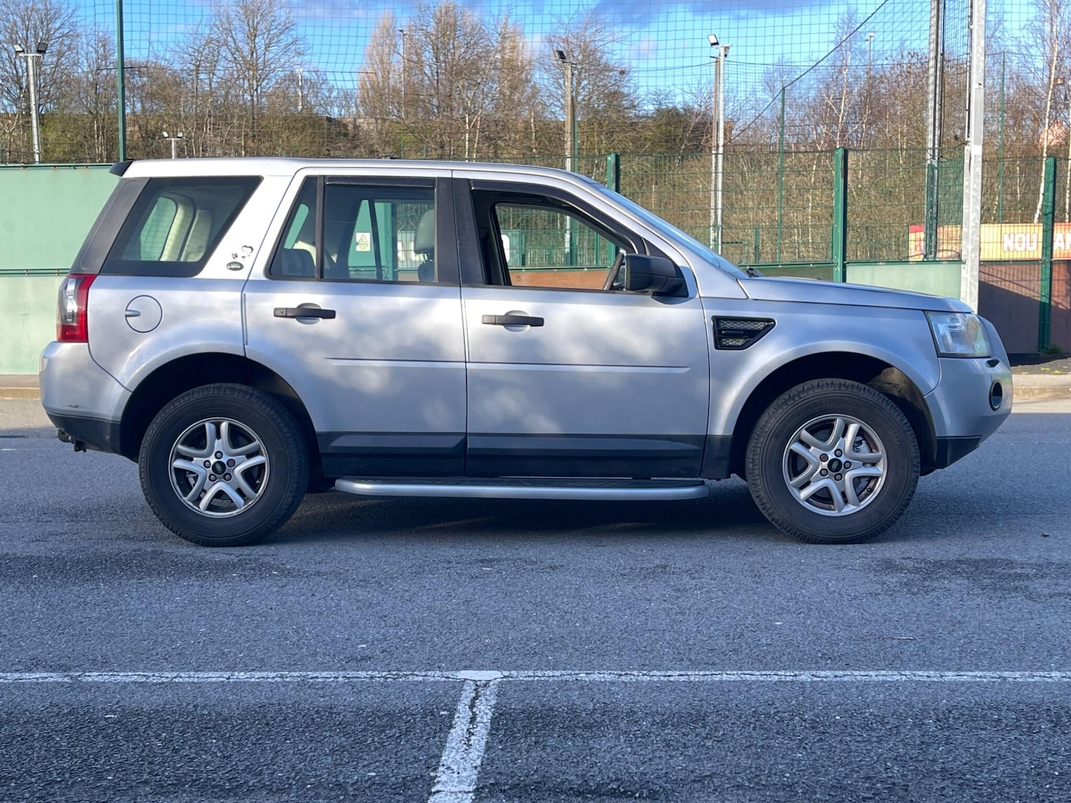 Used Land Rover Freelander 2009 for sale - 77892798: Photo 9