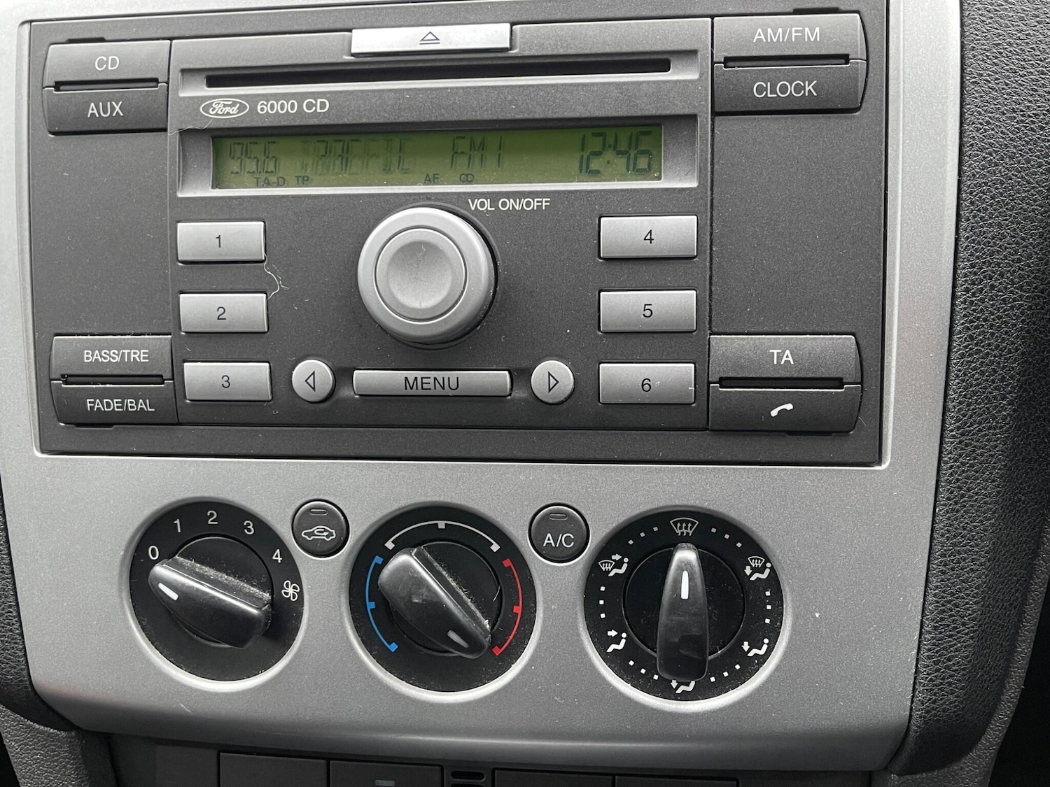 Used Ford Focus 2005 for sale - 77892526: Photo 24