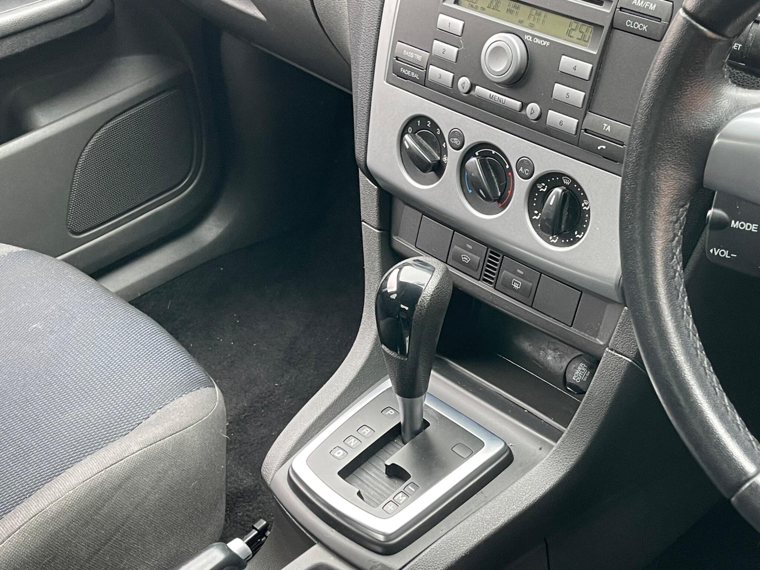 Used Ford Focus 2005 for sale - 77892526: Photo 40