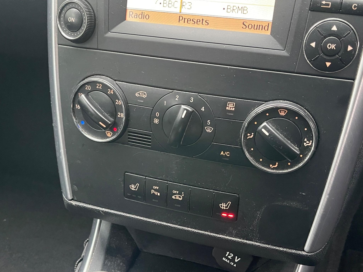 Used Mercedes-Benz B Class 2010 for sale - 77143660: Photo 43