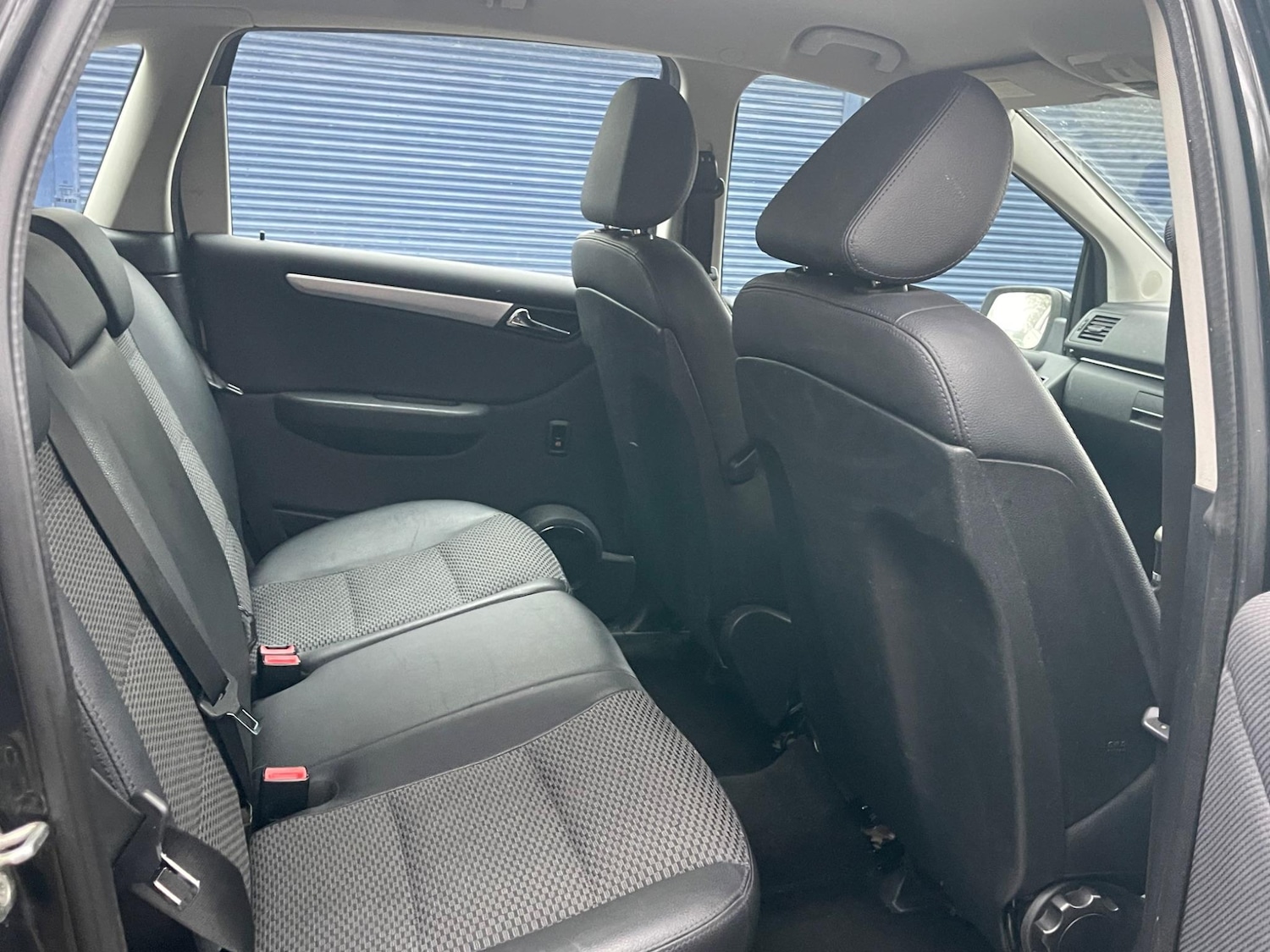 Used Mercedes-Benz B Class 2010 for sale - 77143660: Photo 47