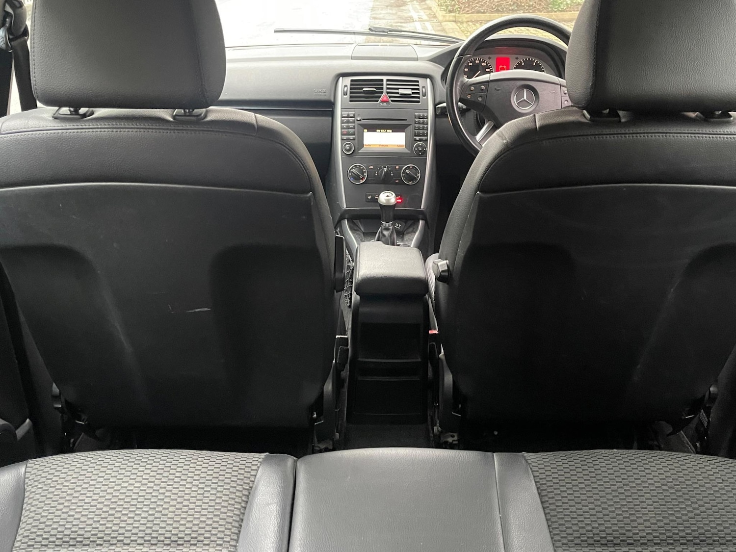 Used Mercedes-Benz B Class 2010 for sale - 77143660: Photo 48