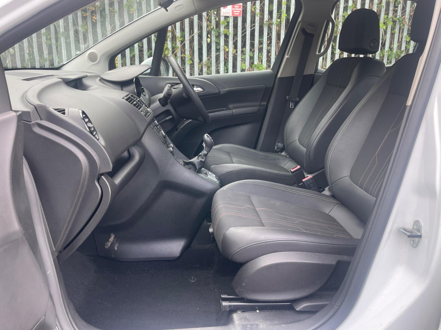 Used Vauxhall Meriva 2012 for sale - 77143184: Photo 13