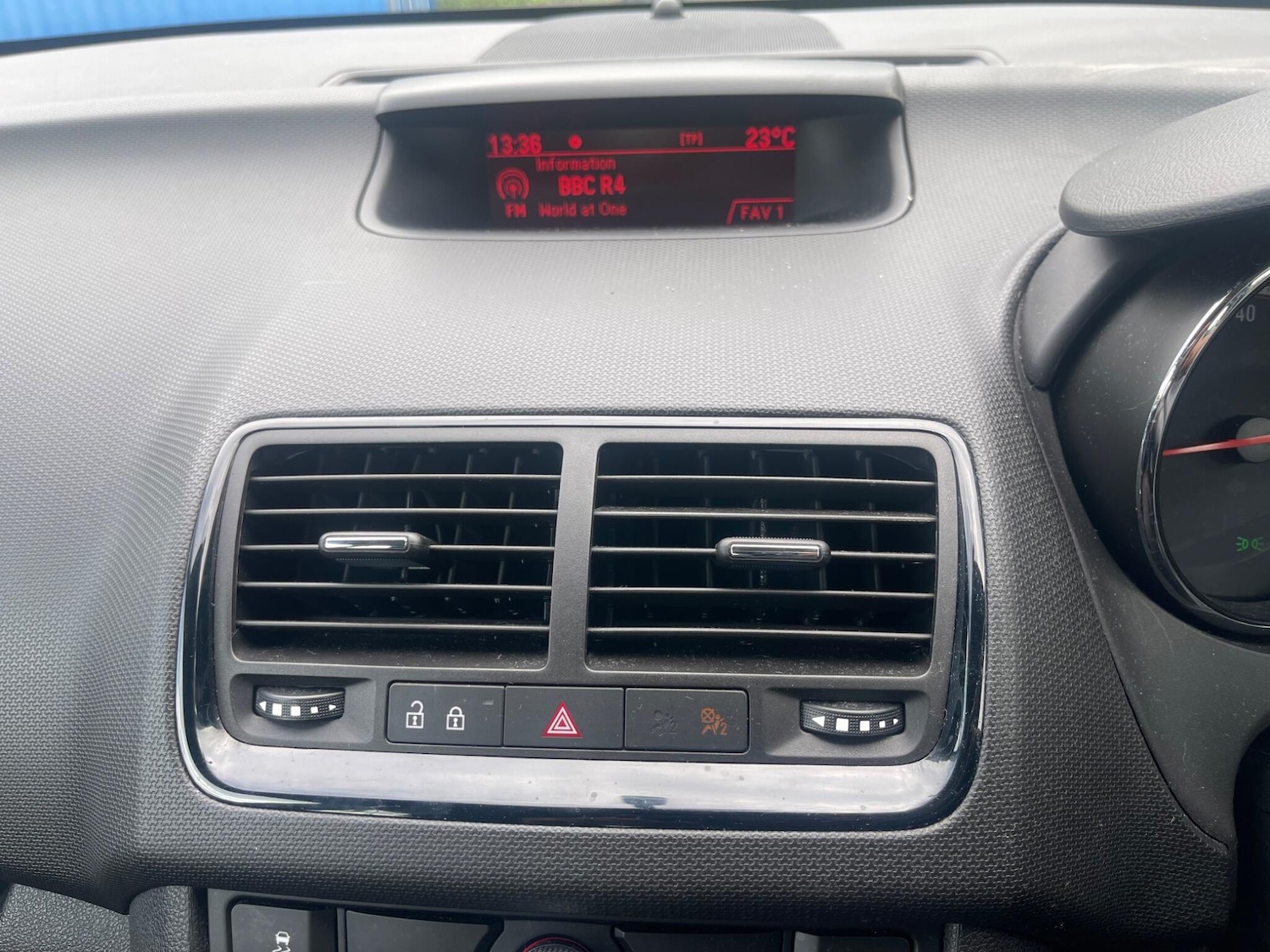 Used Vauxhall Meriva 2012 for sale - 77143184: Photo 16