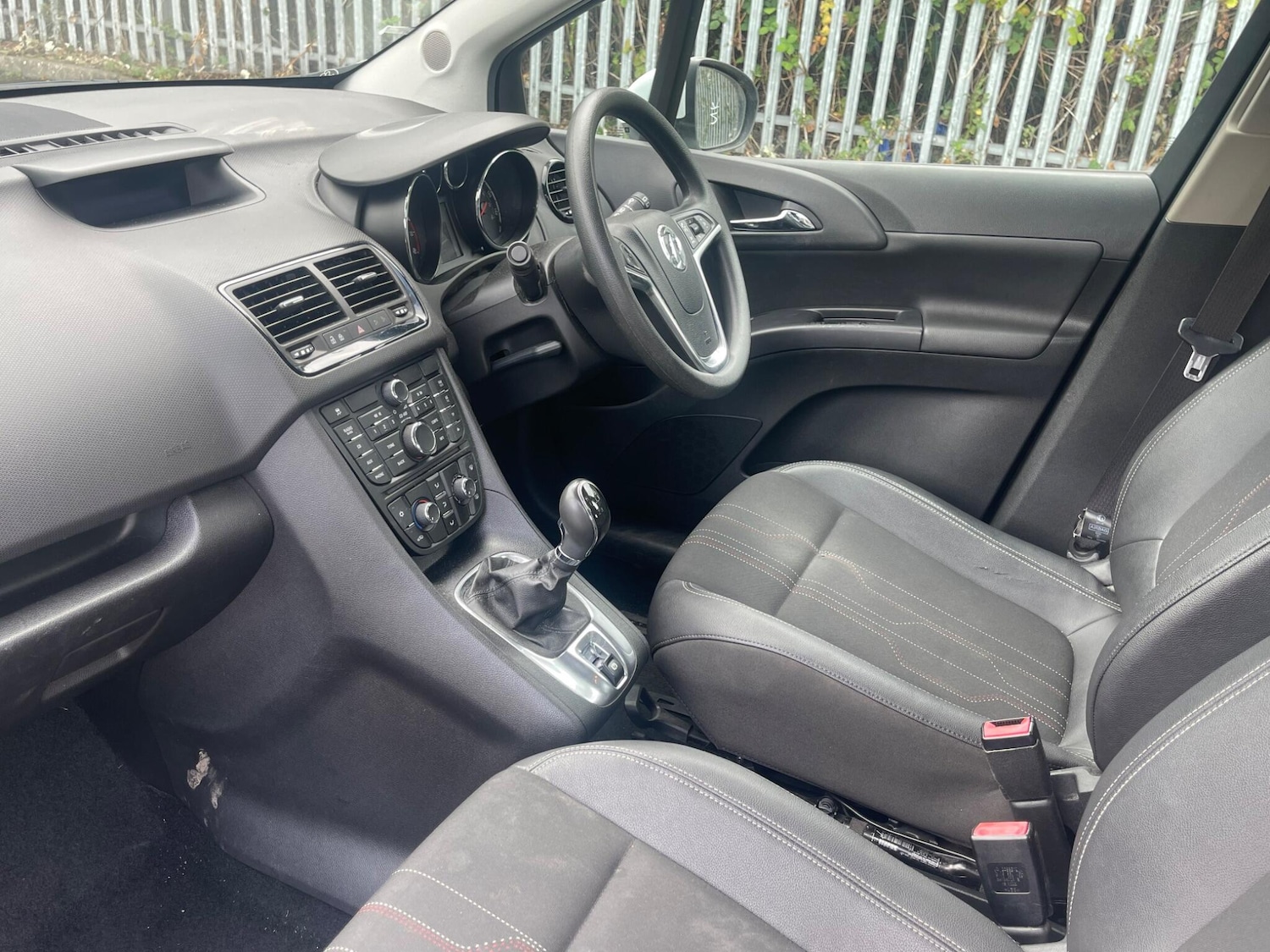 Used Vauxhall Meriva 2012 for sale - 77143184: Photo 3