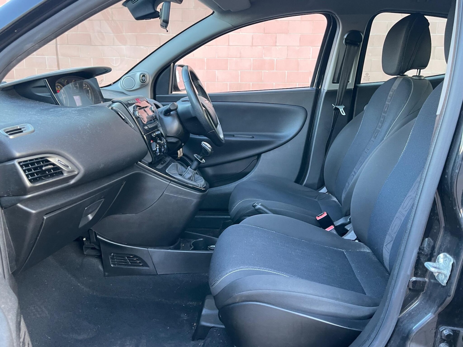 Used Chrysler Ypsilon 2014 for sale - 78034592: Photo 11