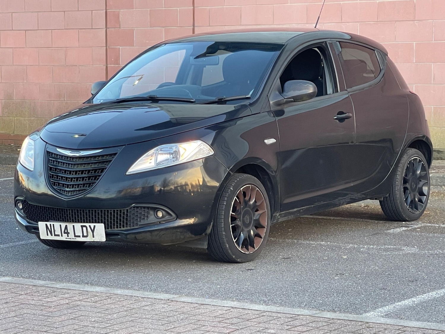 Used Chrysler Ypsilon 2014 for sale - 78034592: Photo 33