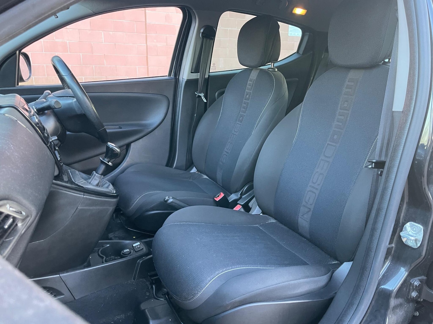 Used Chrysler Ypsilon 2014 for sale - 78034592: Photo 4