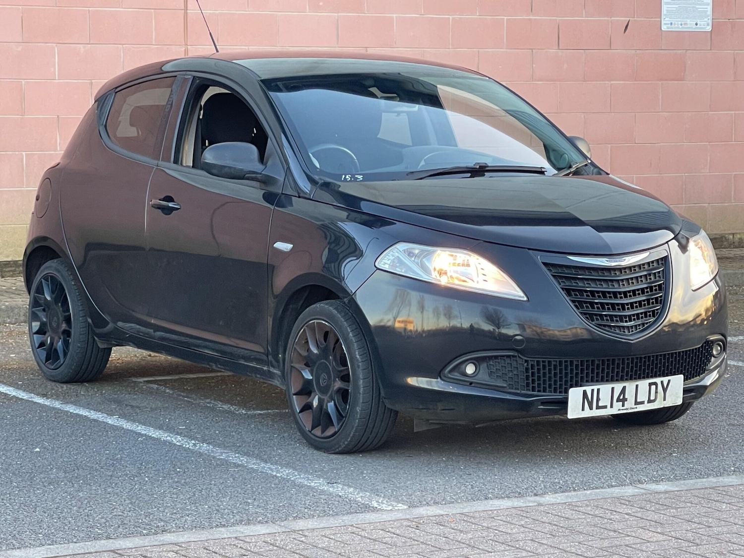 Used Chrysler Ypsilon 2014 for sale - 78034592: Photo 5