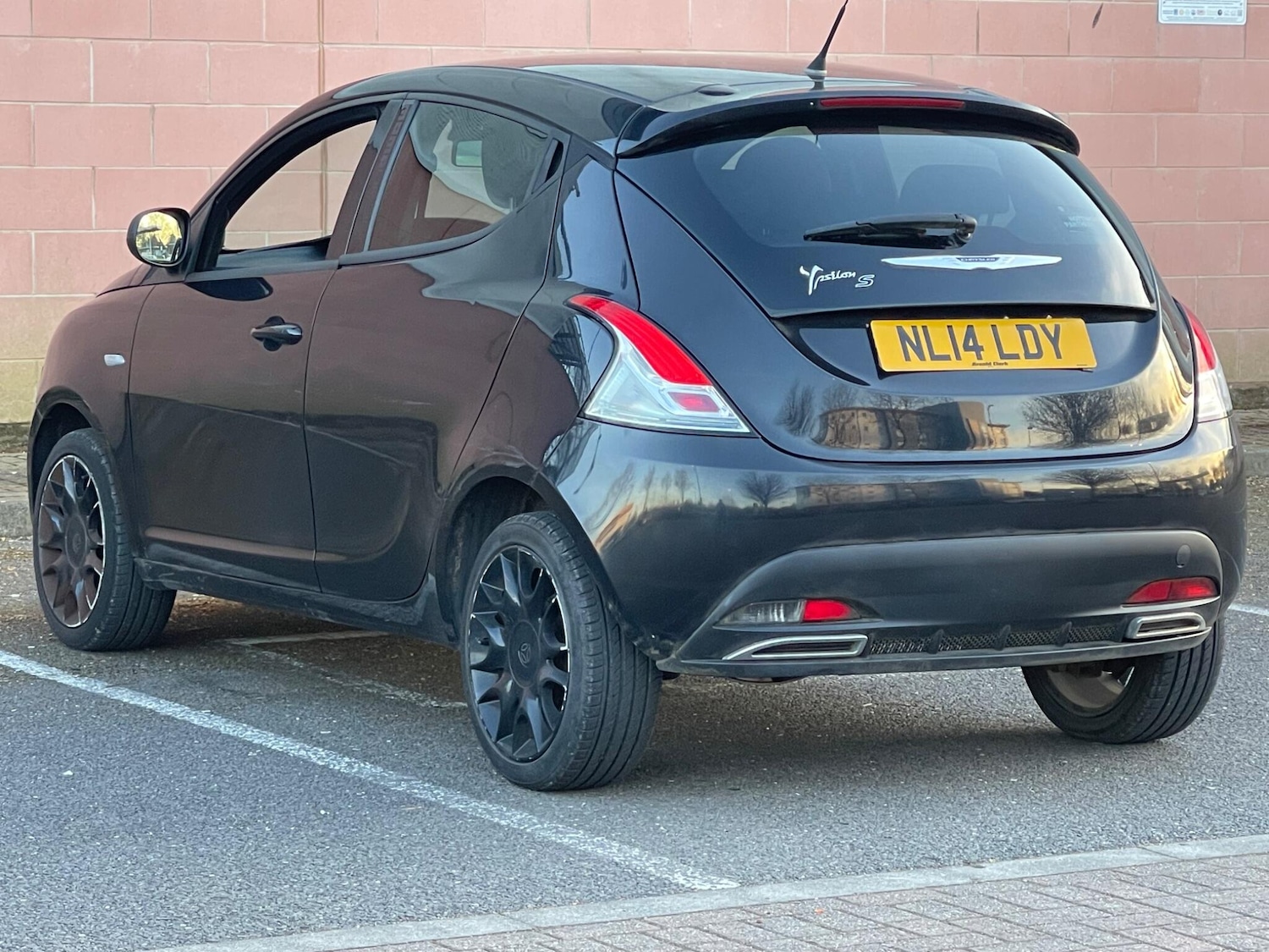 Used Chrysler Ypsilon 2014 for sale - 78034592: Photo 6