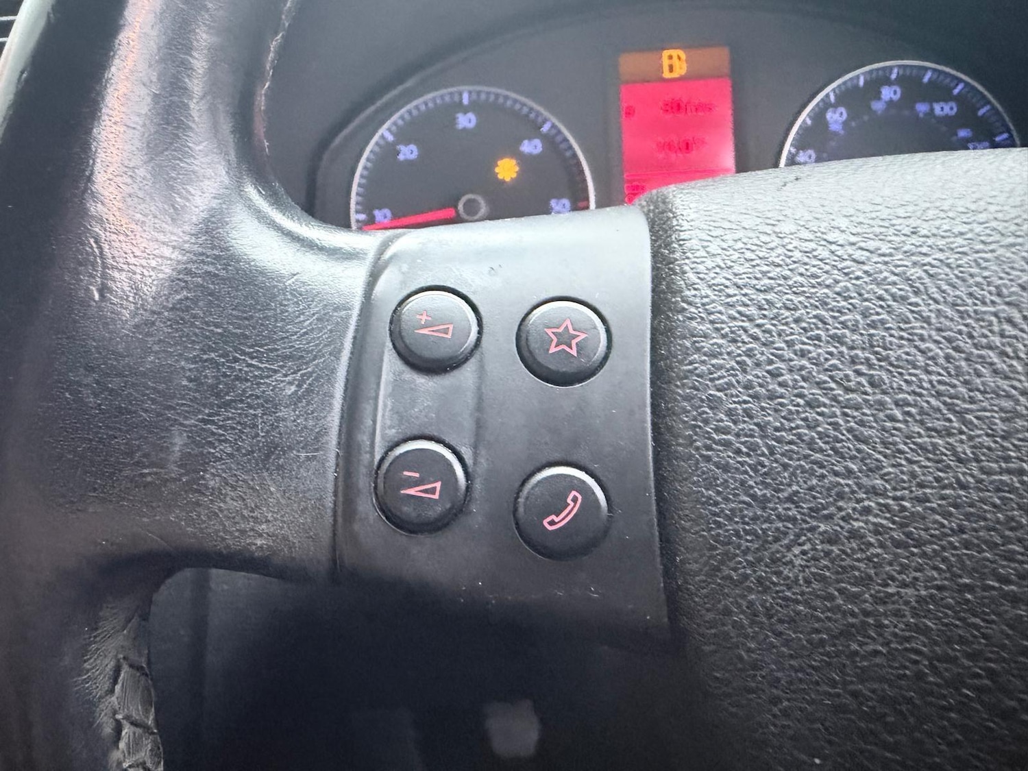 Used Volkswagen Golf 2008 for sale - 78033990: Photo 24