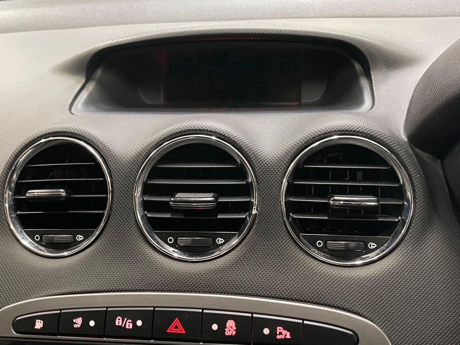 Used Peugeot 308 2012 for sale - 77144203: Photo 25