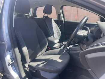 Used Ford Focus 2011 for sale - 78796640: Photo